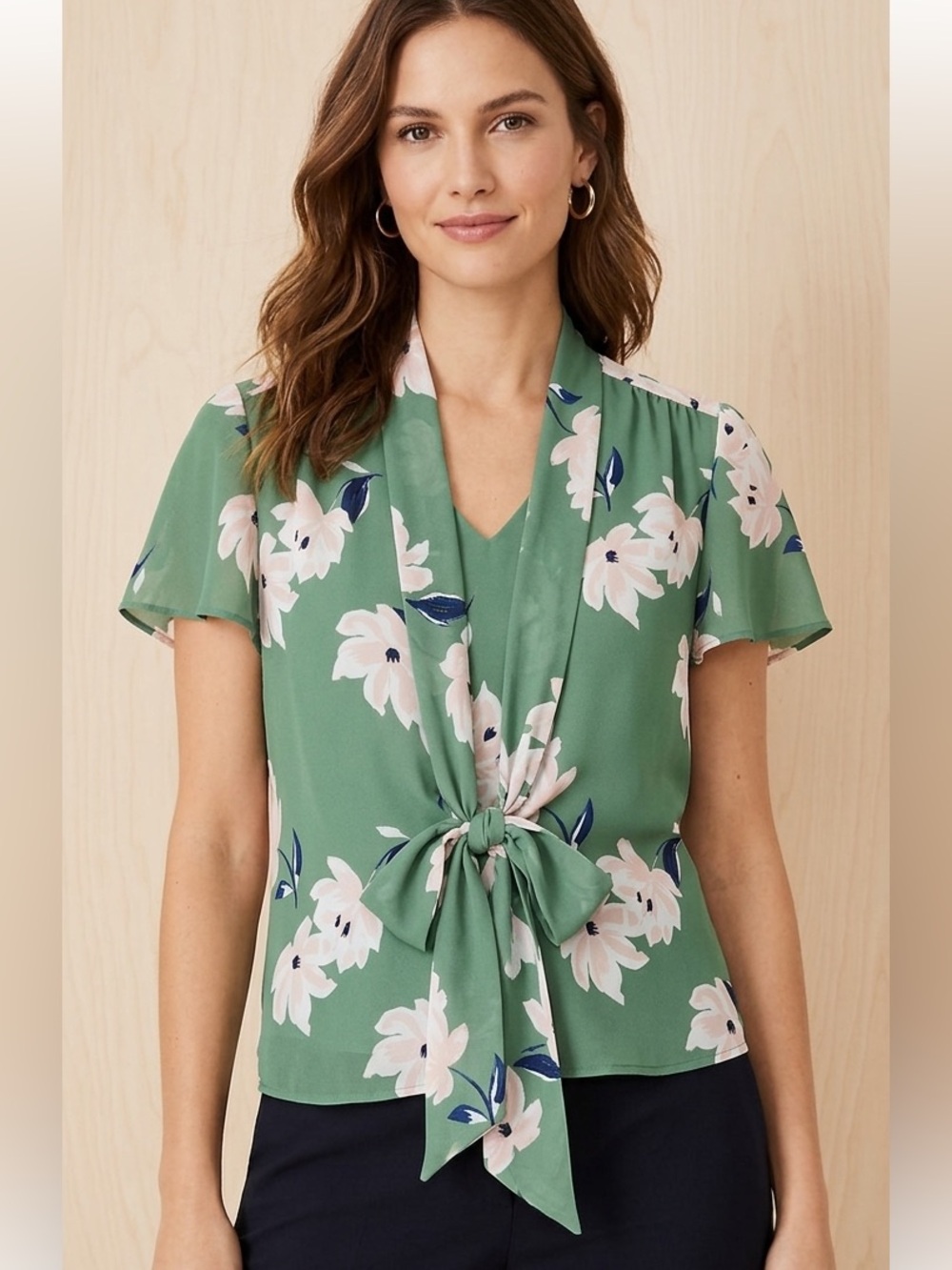 Ann Taylor Green Blue Pink Cream Floral Tie-Front Blouse Lined Size L